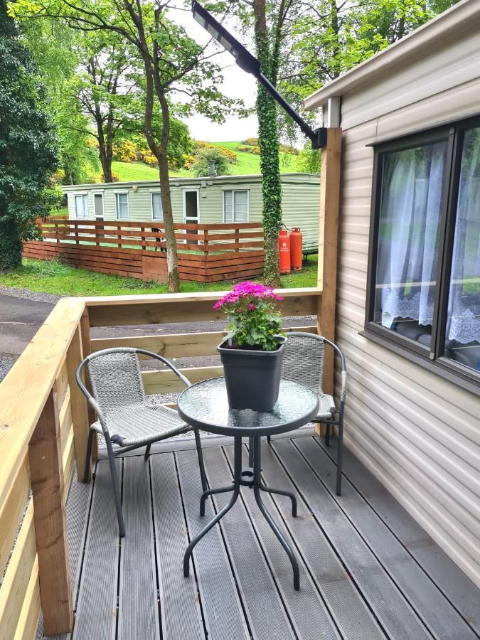 Unique Caravan With Outdoor Space Ballantrae Bagian luar foto